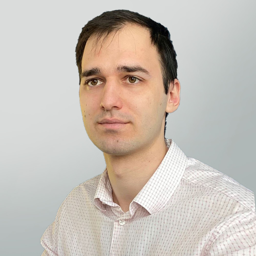 Андрей Фролов